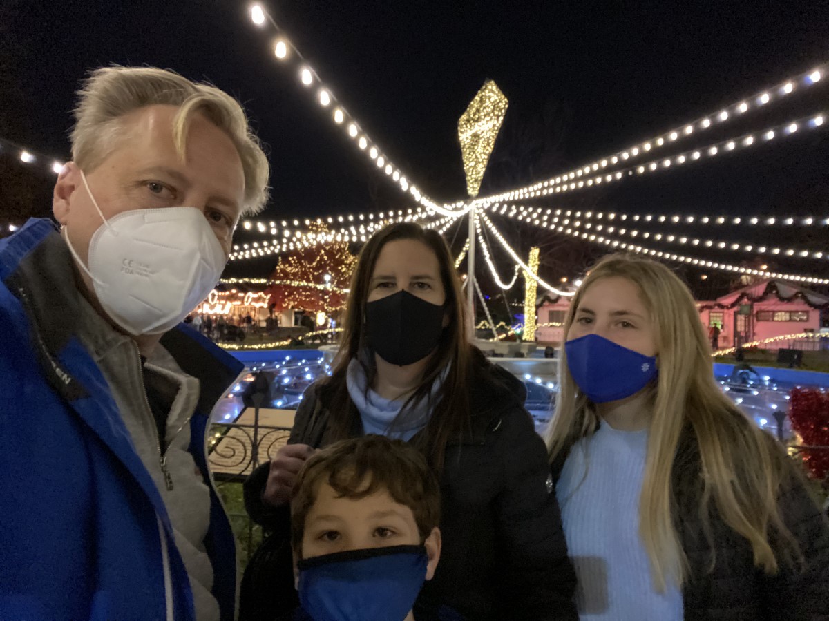 Electrical Spectacle Holiday Light Show presented by PECO