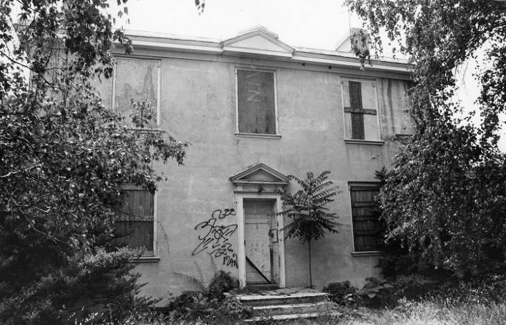 The Cliffs Mansion in state of disrepair before Fire in 1971 - Photo Credit: Temple University